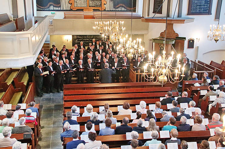 25 jaar Waarder helpt Roemenië met zangavond van Conforza_12